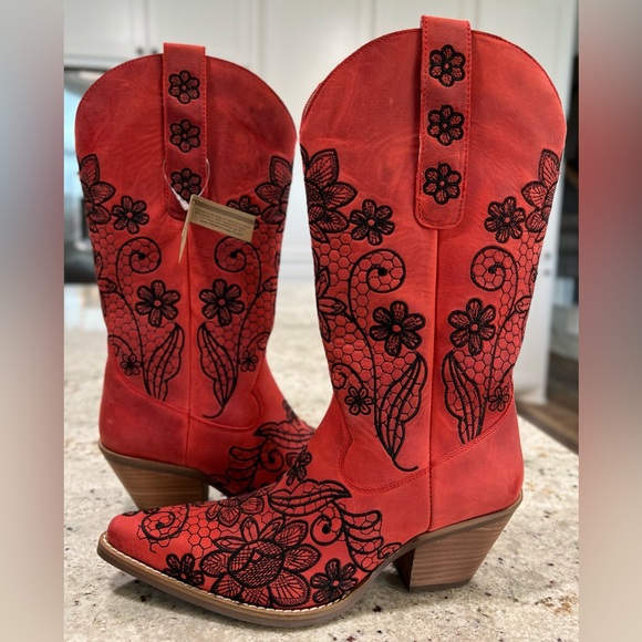 DINGO Red Floral Embroidered Western Cowboy Boots NEW - Picture 4 of 16